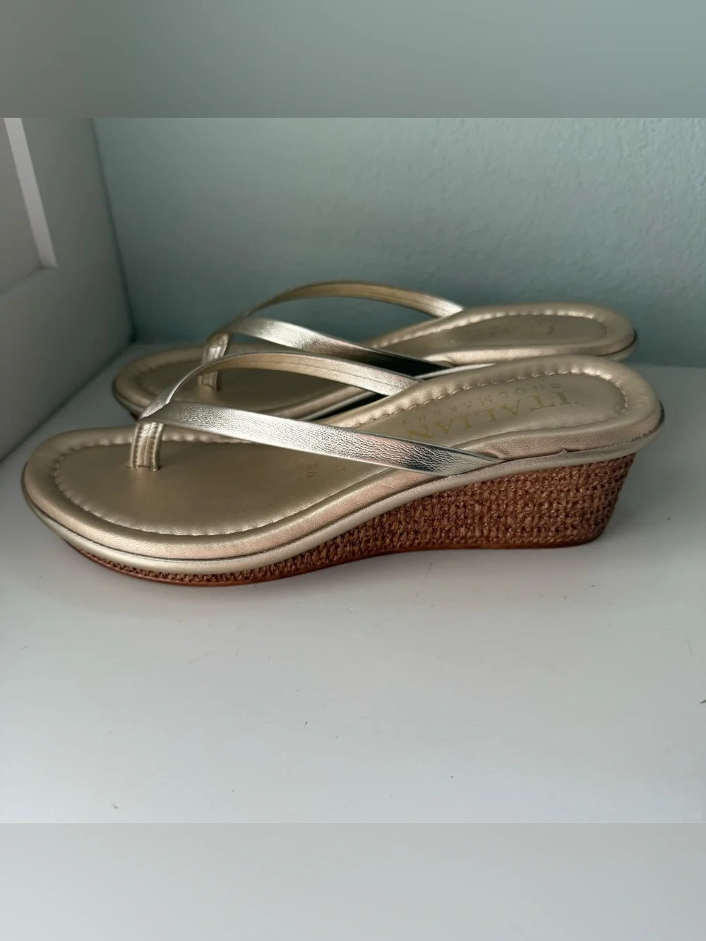 Leather Thong Gold Wedge Sandals - Picture 6 of 8